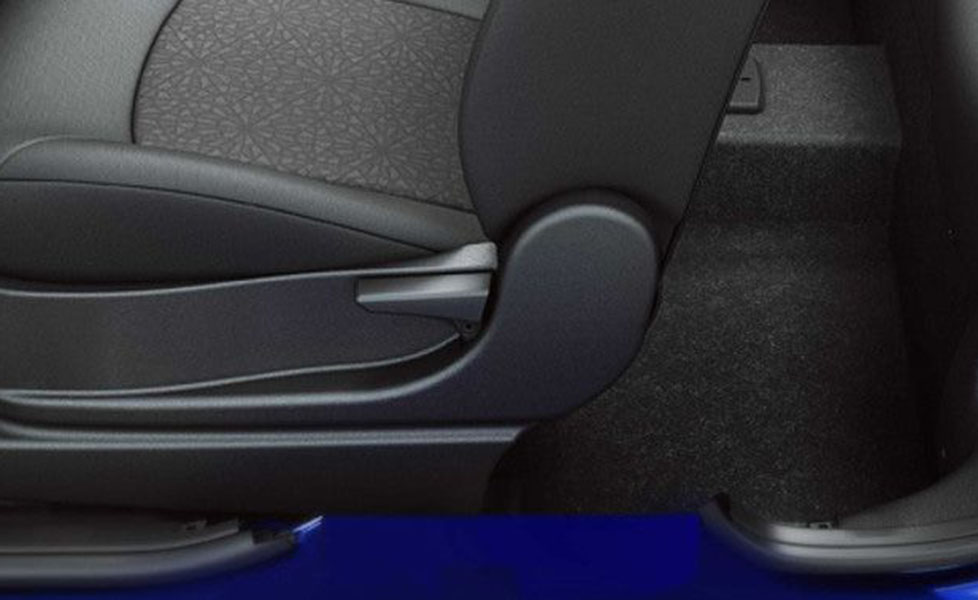 Tata Zest image seat adjustments control 065