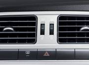 Volkswagen Ameo image front air vents 144