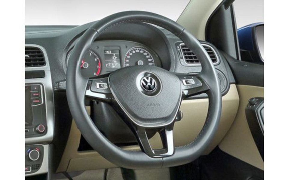 Volkswagen Ameo Interior photo steering wheel 054