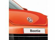 Volkswagen Beetle exterior photo front grill logo 098