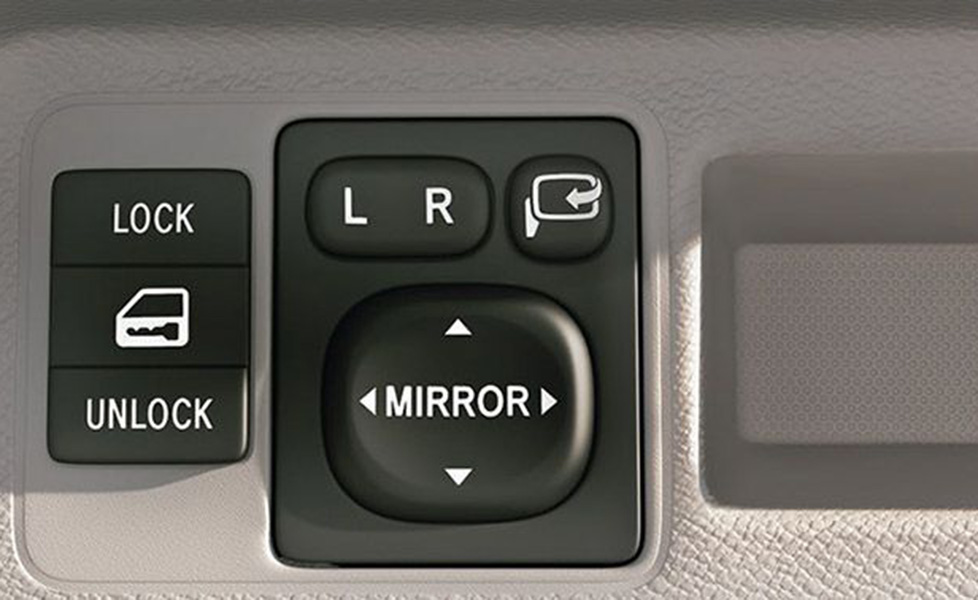 Toyota Platinum Etios image door controls 040