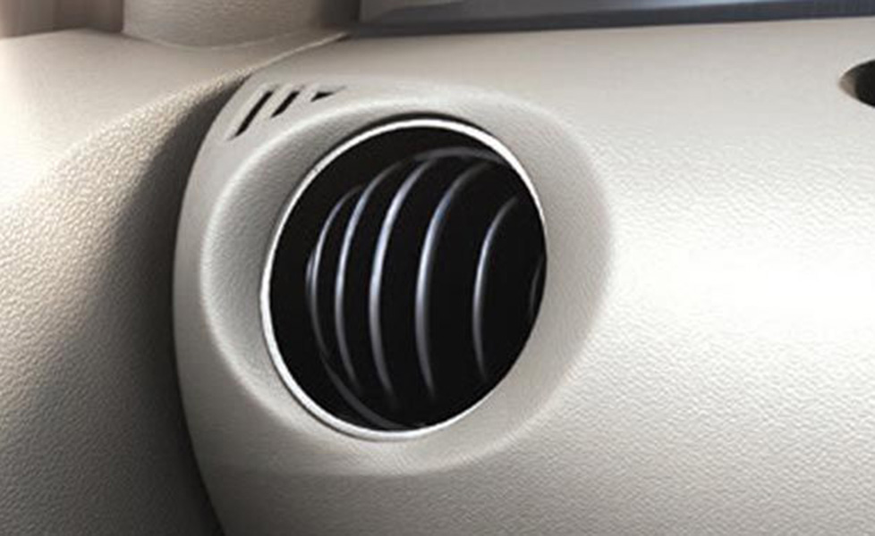 Toyota Platinum Etios image front air vents 144