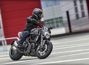 Ducati Diavel Carbon Photo11