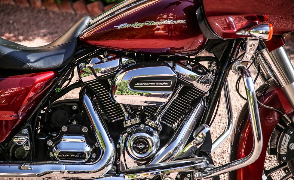 Harley Davidson Road Glide image engine gal
