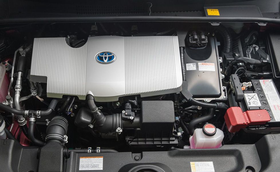 Toyota Prius image Engine