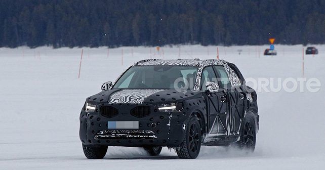 All new Volvo XC40 caught doing winter testing