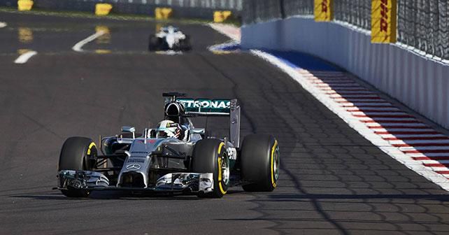 F1 Russian Grand Prix: Hamilton takes pole in Sochi