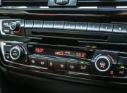 BMW M4 controls5