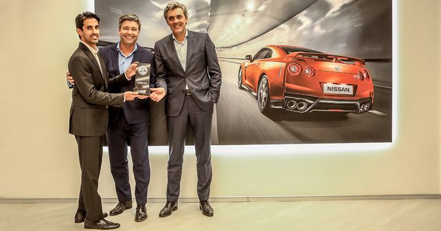 Thomas Kuehl, President, Nissan India Operations and Mr. Jerome Saigot, MD, Nissan Motor India accept the award for the GT-R