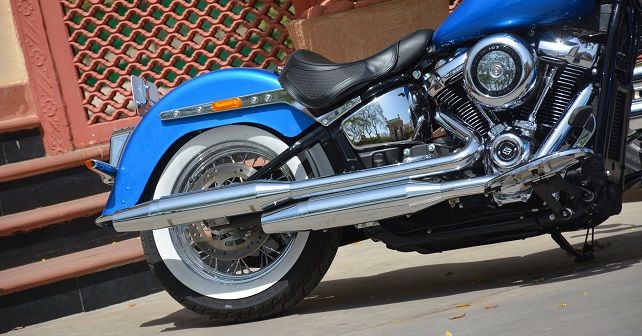 Harley Davidson Softail Deluxe Review First Ride Autox