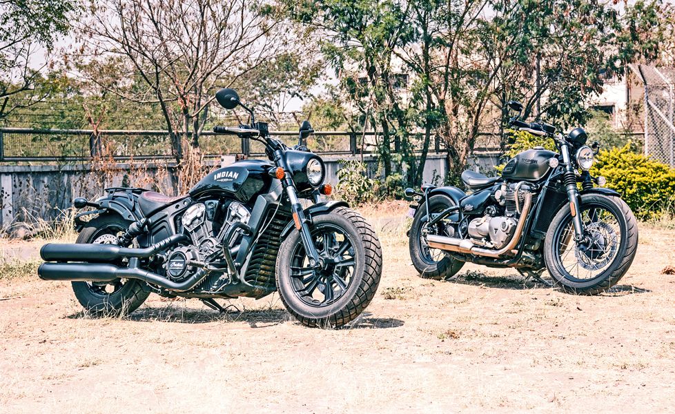 Indian Scout Bobber vs Triumph Bonneville Bobber - Photos