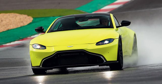 Aston Martin V8 Vantage Motion3