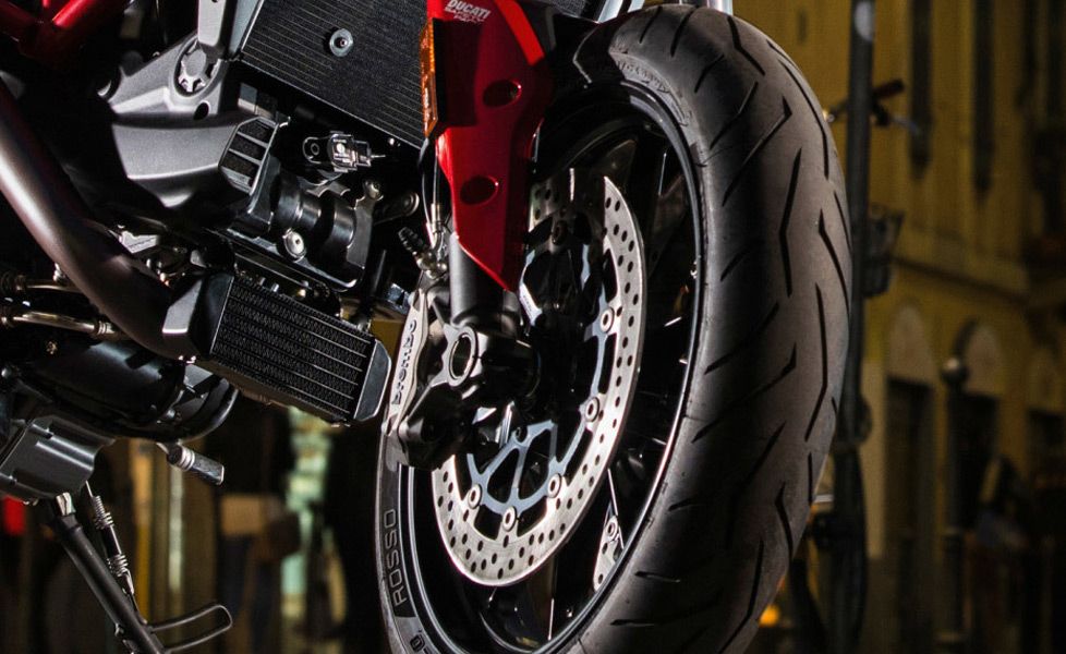 Ducati Hypermotard 939 Image Gallery 10