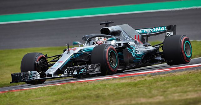 F1 2018: Hamilton cruises to victory as Vettel falters at Suzuka