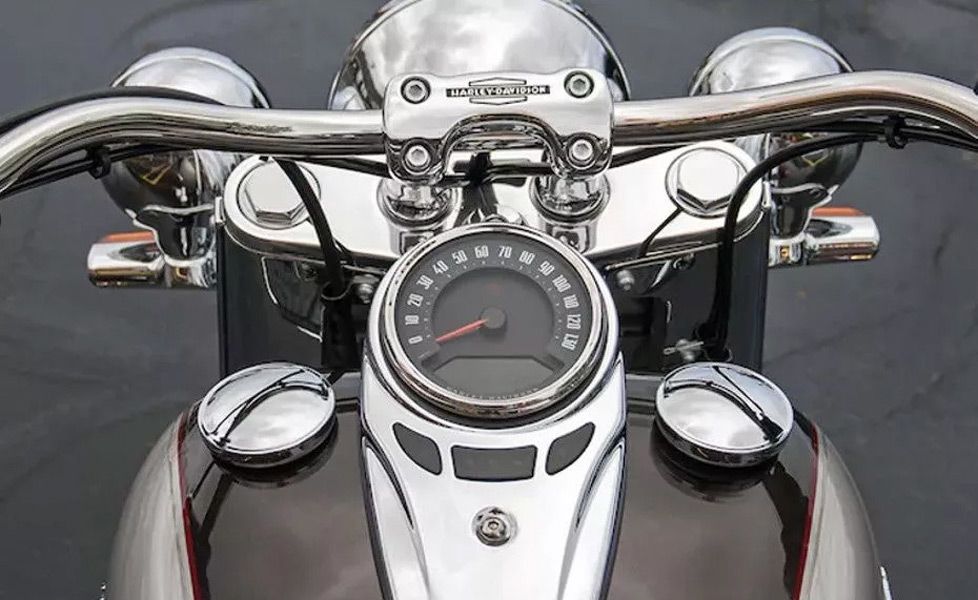 Harley Davidson Deluxe Image Gallery 6