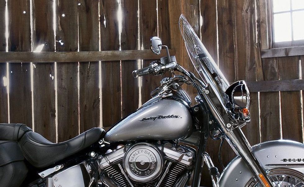 Harley Davidson Deluxe Image Gallery 8