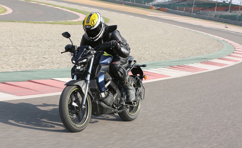 Yamaha MT 15 track test