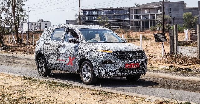 MG Hector spotted testing