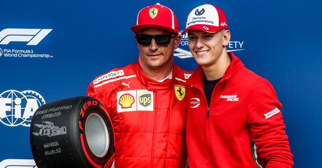 Mick Schumacher with Kimi Raikkonen 