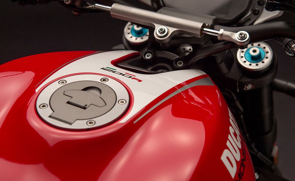 Ducati Monster 1200 R image 9
