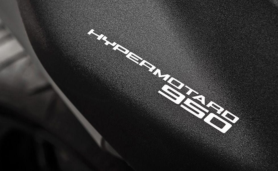 Ducati Hypermotard 950 Image 10 
