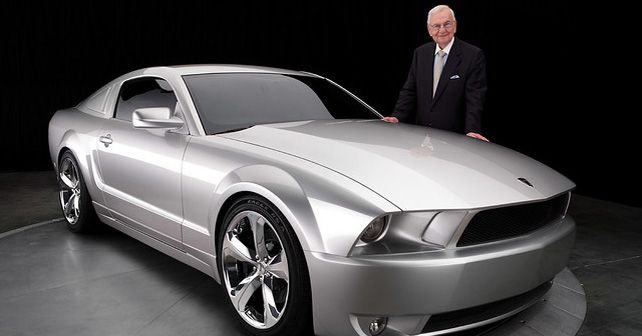 Lee Iacocca, the father of the Ford Mustang, dies at the age of 94