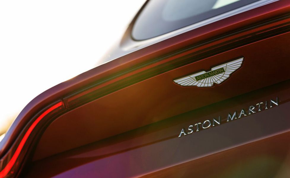 Aston Martin Vantage Image 3 1