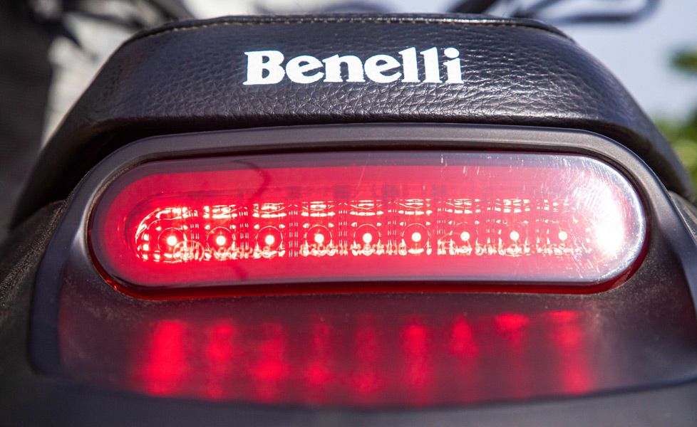 Benelli Leoncino 500 Image LED tail lamp3