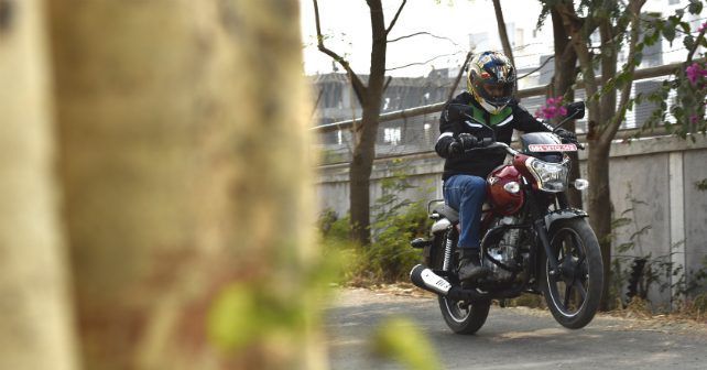Bajaj V12 Review, First Ride