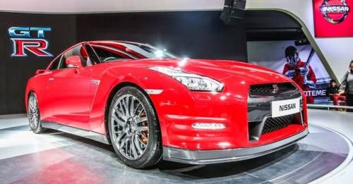 2016 Auto Expo: Nissan GT-R revealed