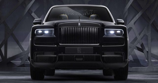 Rolls Royce Cullinan Black Badge Front View