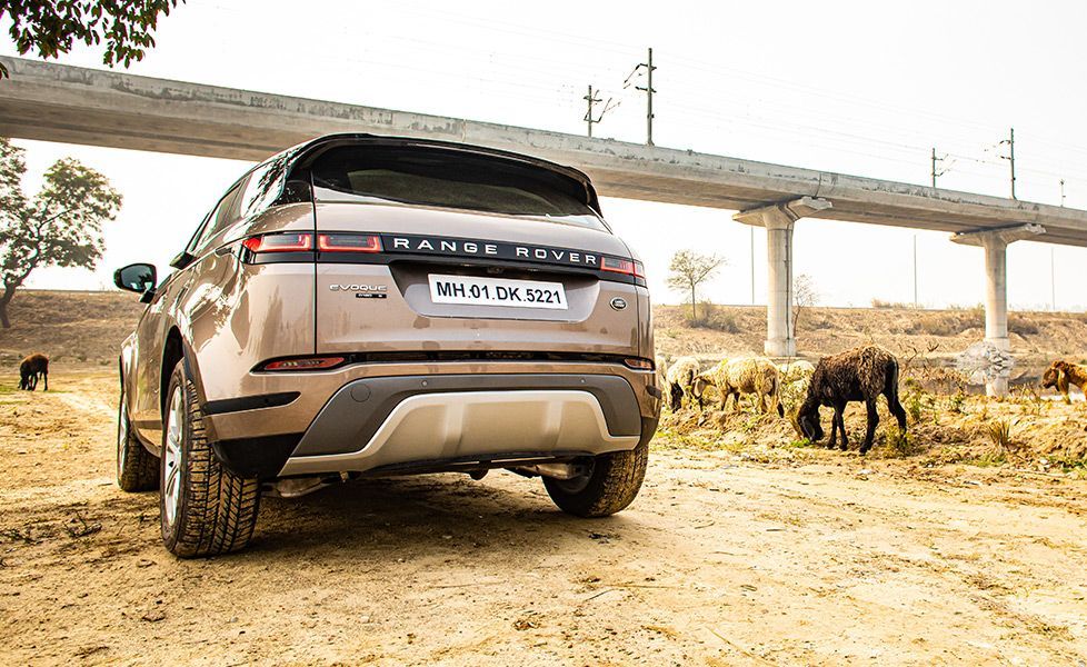 2020 Range Rover Evoque image rear 2
