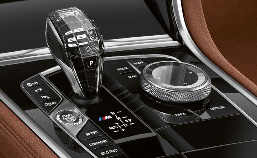 BMW 8 Series Interior Image 5 