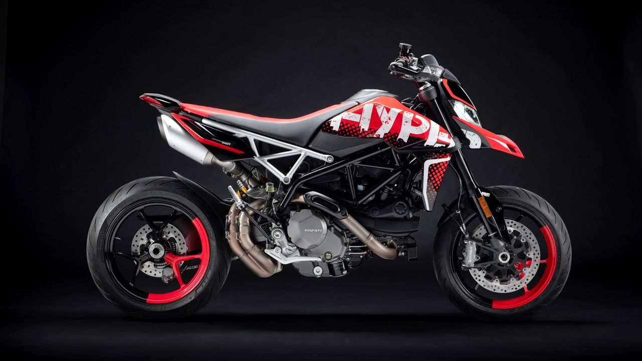 New Ducati Hypermotard 950 RVE version breaks cover