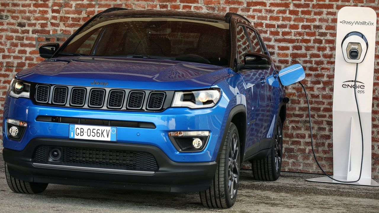 Jeep Compass 4xe plug-in hybrid - Photos