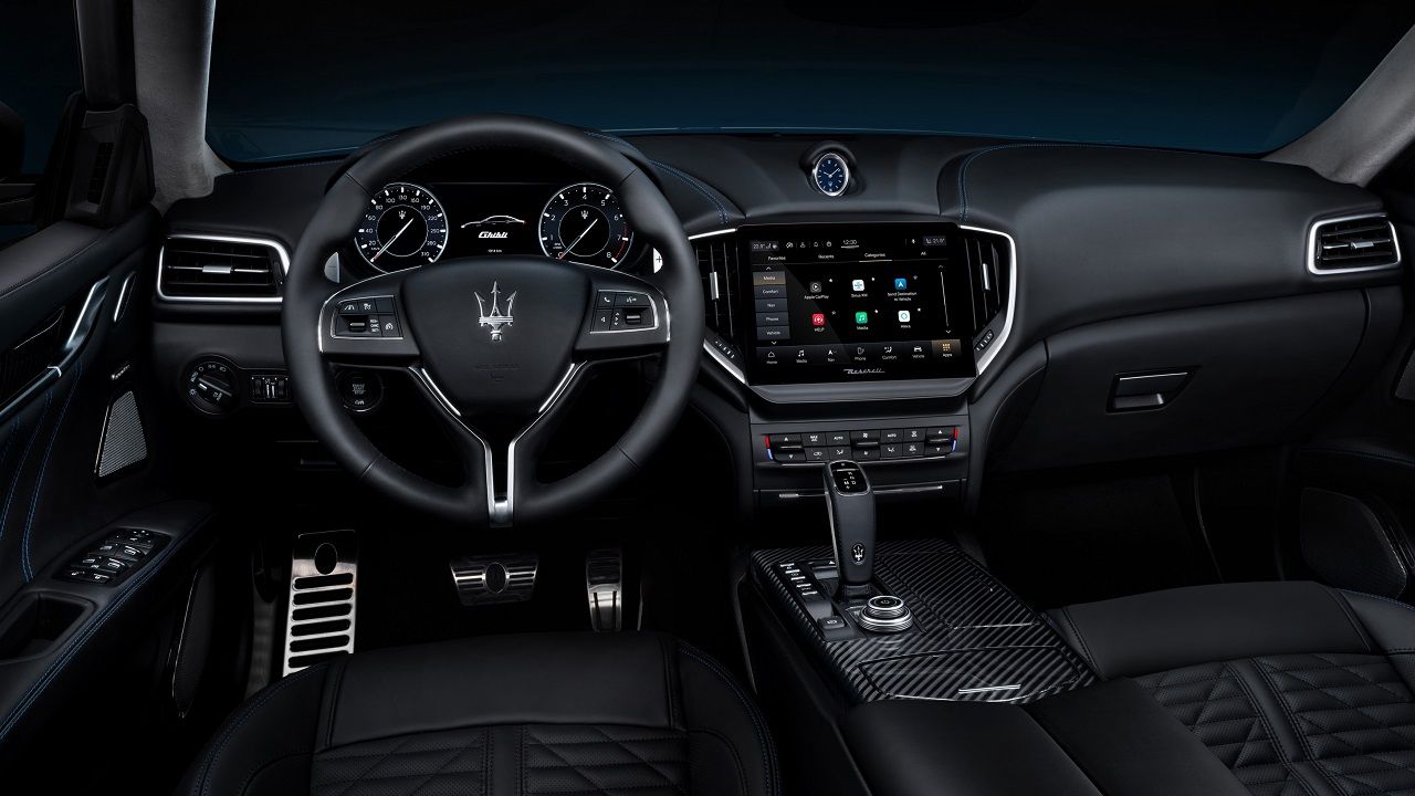 Last new 2019 Maserati Quattroporte luxury sedan for sale in Denver area