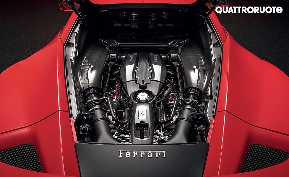 Ferrari F8 Tributo engine