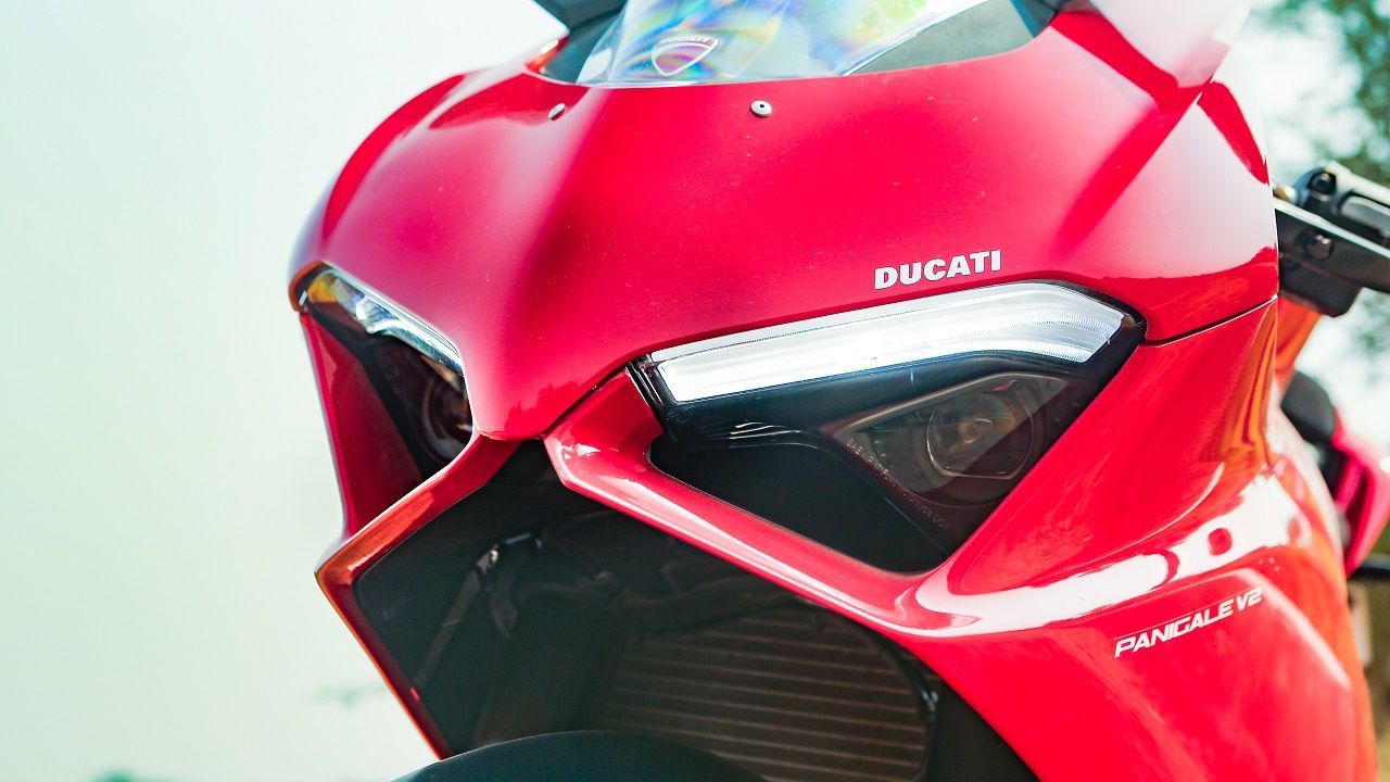 Ducati Panigale V2 Image 7 