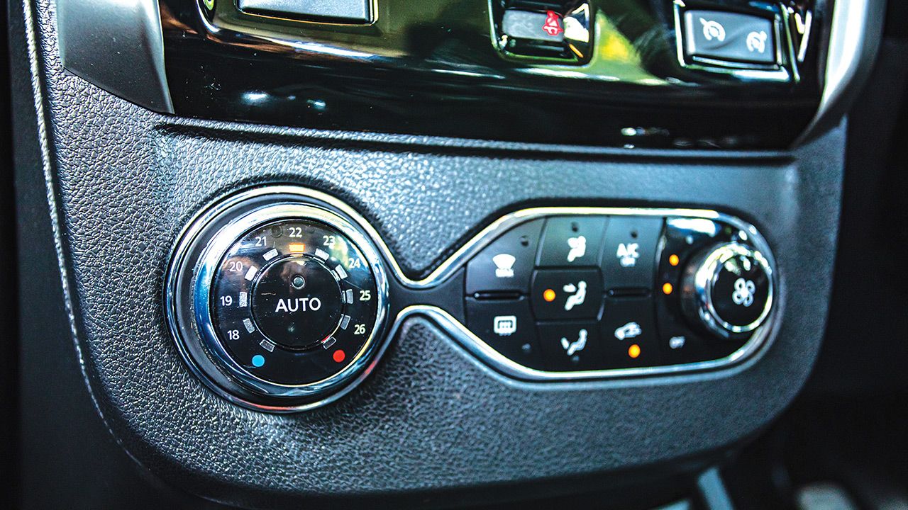 renault duster turbo petrol climate control