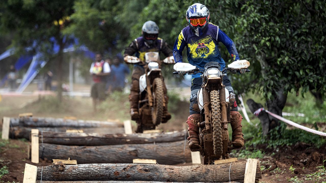 Dirt Enduro Ace