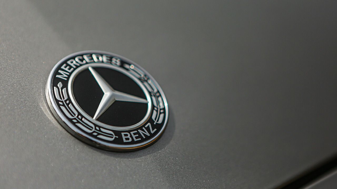 2021 Mercedes Benz E Class logo