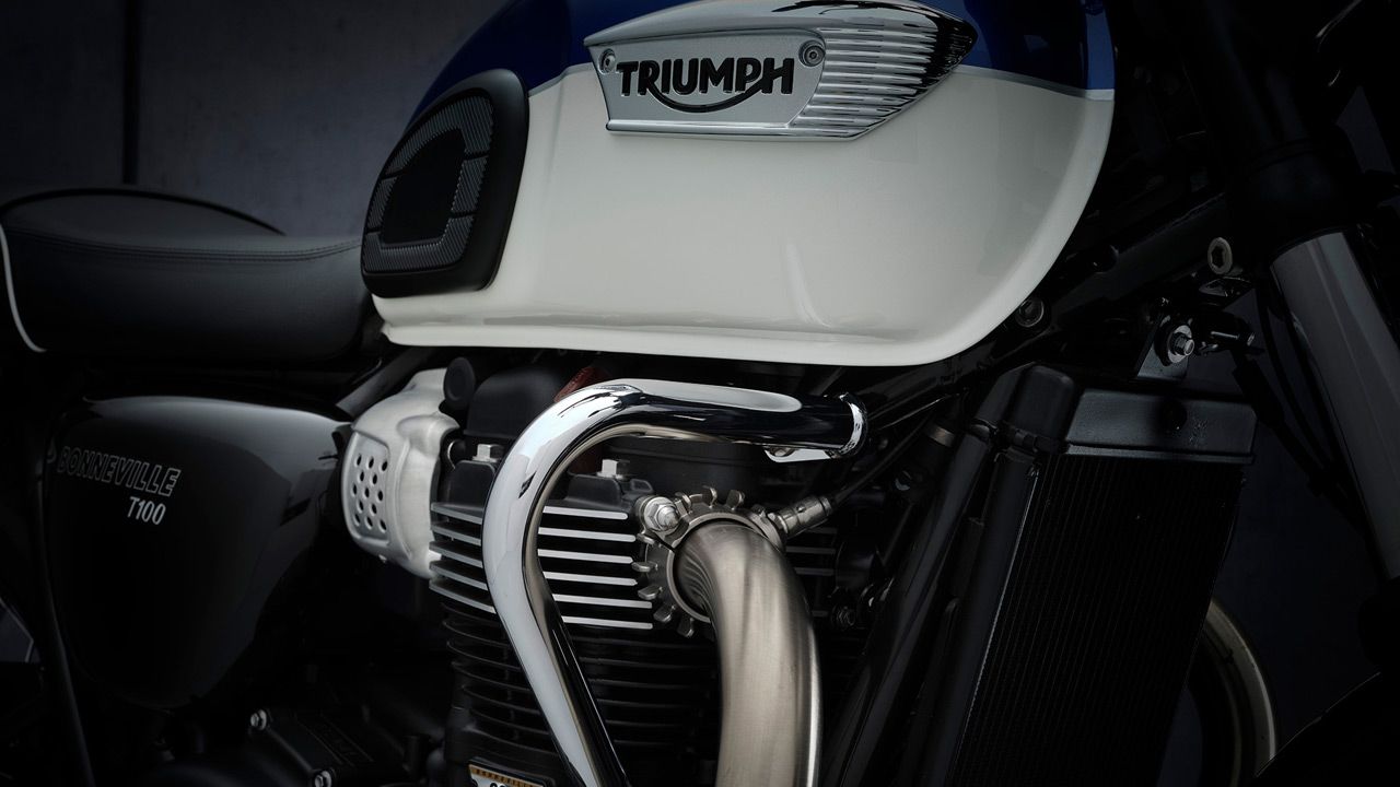 Triumph Bonneville T100 Image 2 