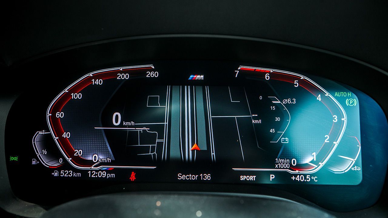 2021 BMW 6 Series GT Speedometer2