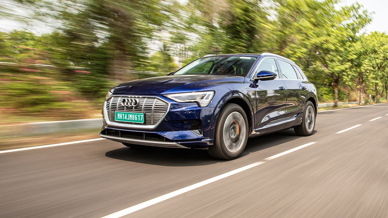 2021 Audi e tron review1