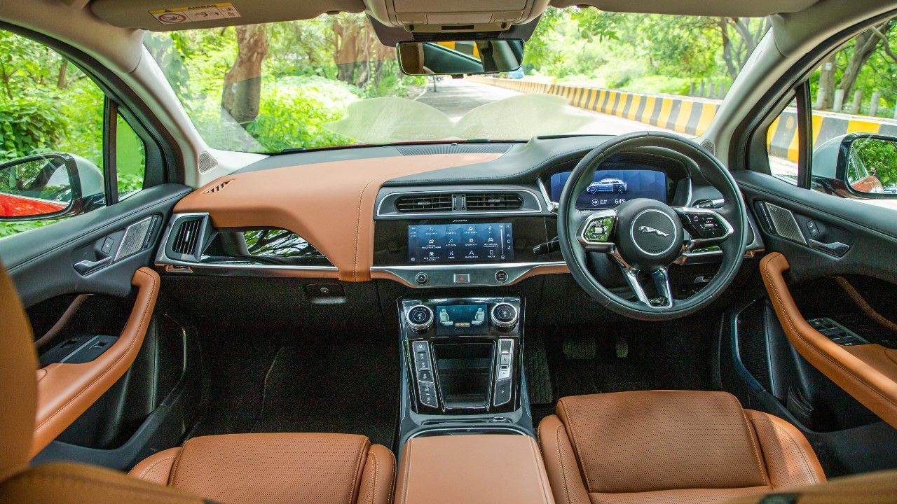 2021 jaguar i pace electric details interior dashboard pivi pro screen m21
