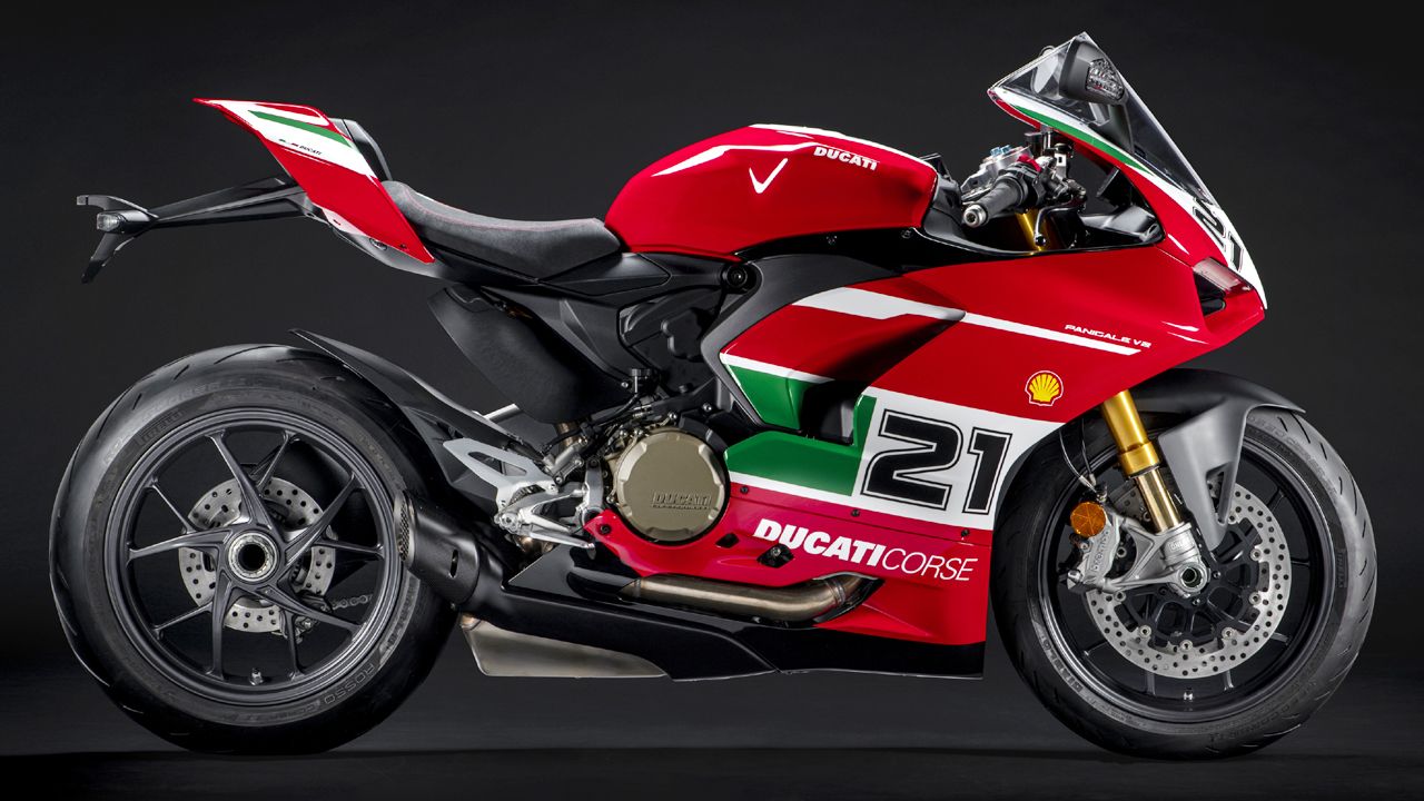 Ducati Panigale V2 Bayliss 1st Championship 20th Anniversary revealed