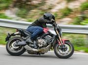 2021 Honda CB650R cornering3