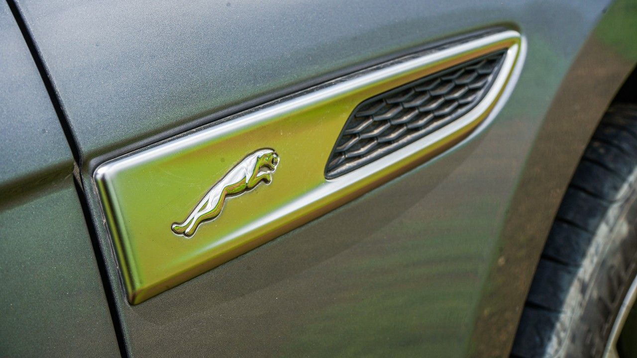2021 jaguar f pace facelift review india exterior detail side fender m1