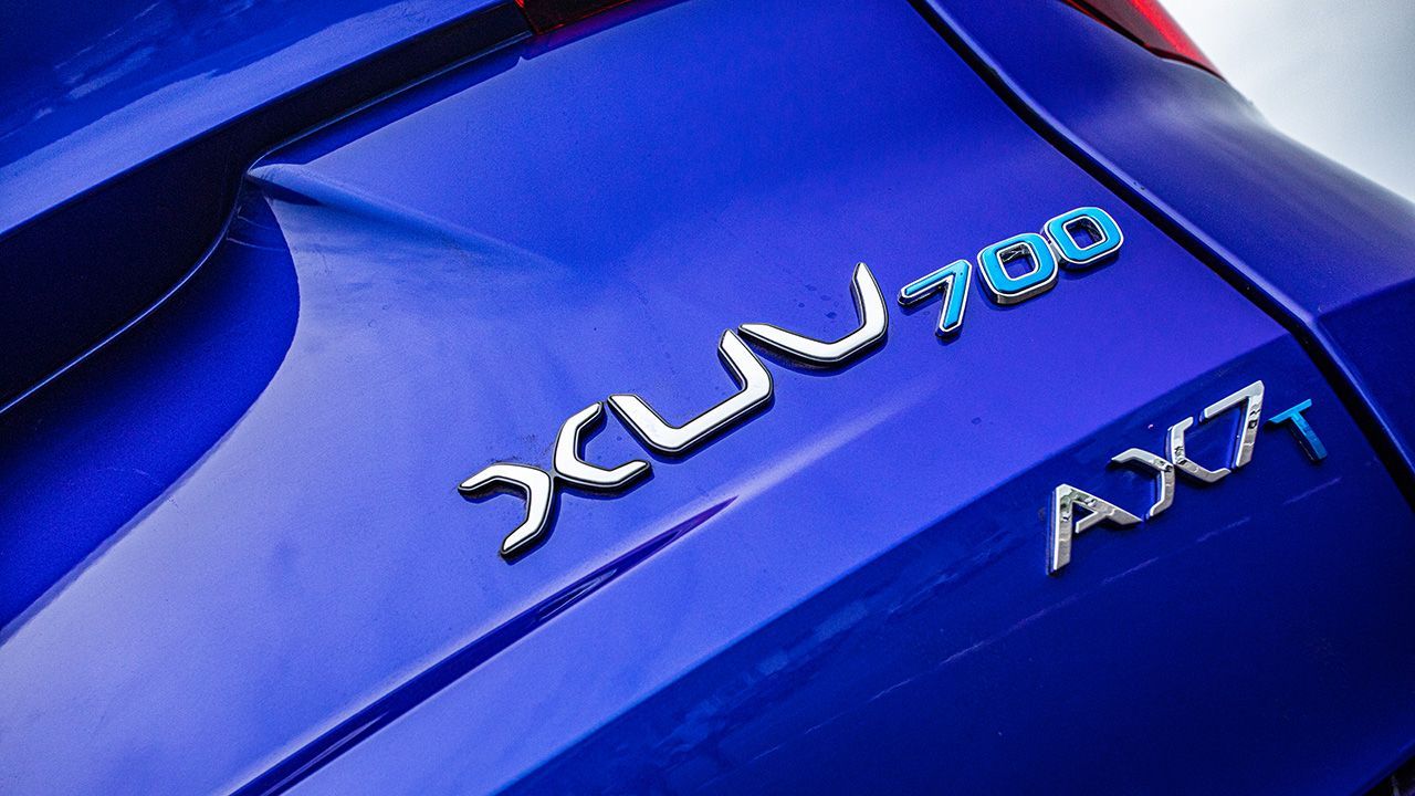 2021 Mahindra XUV700 logo