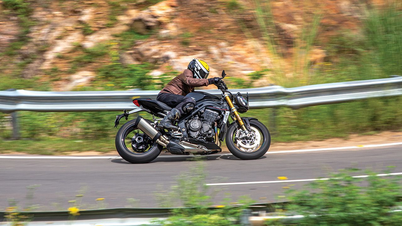2021 Triumph Speed Triple RS Side View Motion1